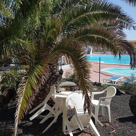 Appartement Bouganville Rez-De-Chaussee Wifi Costa De Antigua Eksteriør bilde
